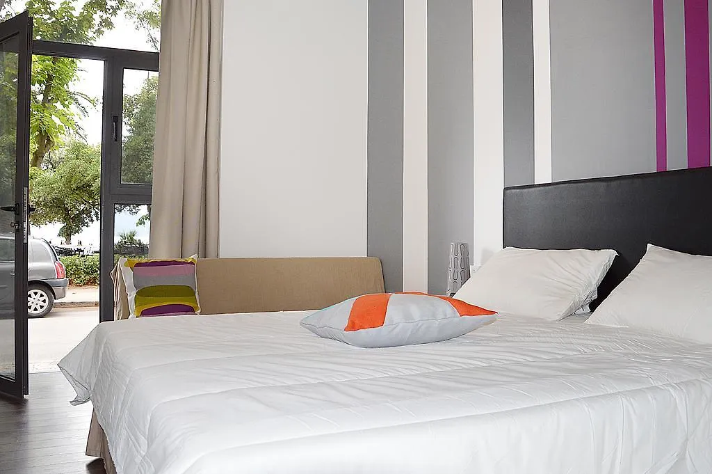 Bed And Breakfast Four Rooms Zadar Couette-café