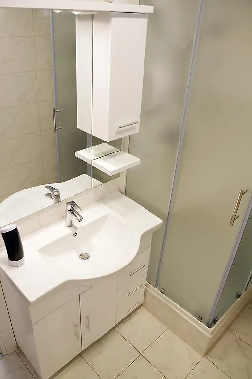 Bed And Breakfast Four Rooms Zadar Couette-café