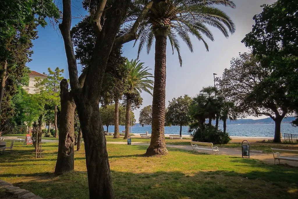 Bed And Breakfast Four Rooms Zadar Croatie