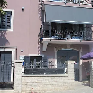 Kseni 3*, Rovinj Croatia